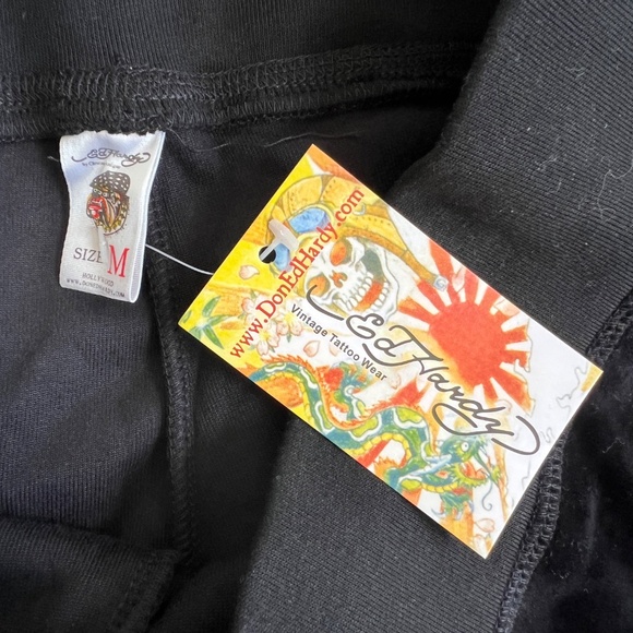 Ed Hardy Joggers Black Size M Low Rise Velour Tiger New - Picture 8 of 9